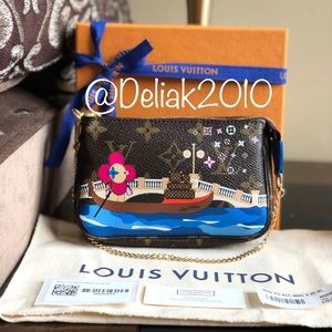SOLD! Louis Vuitton Mini Pochette Vivienne Venice